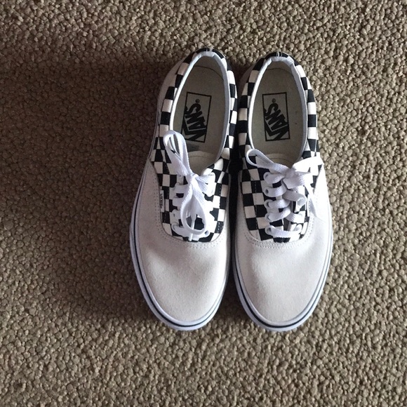 Brand new checkered vans - Picture 2 of 2